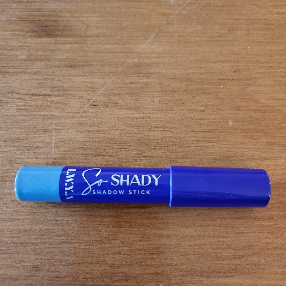 L.W.Y.A So Shady Shadow Stick - French Grey
